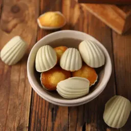 Madeleine Cardamom